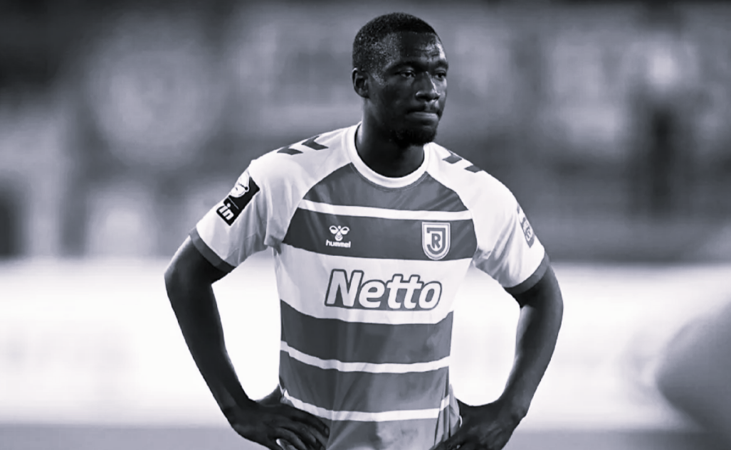 Trauer um Fußball-Profi! Regensburg-Spieler stirbt überraschend mit 25 Jahren, Fans und Liga geschockt