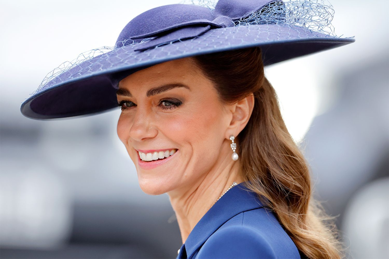 Kate Middleton’s $445 Clutch Inspires $13 Amazon Lookalikes — See the Best Picks