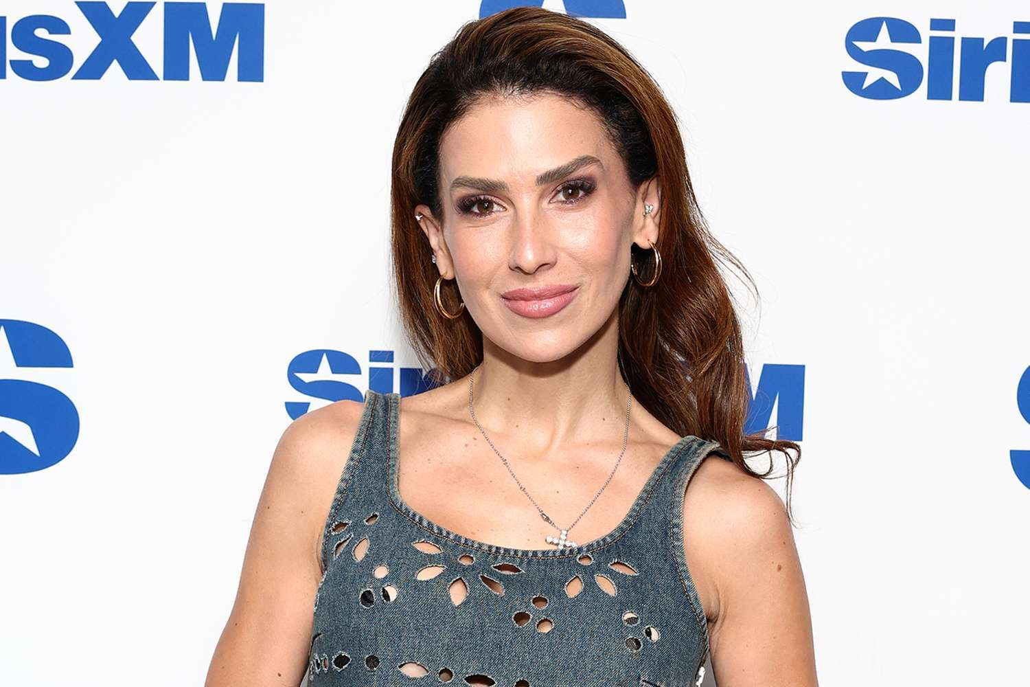Hilaria Baldwin Laughs Off Troll After Reading an Insult as a Compliment