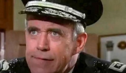 Trauer in Hollywood - beliebter Schauspieler gestorben - er brachte uns alle zum lachen!