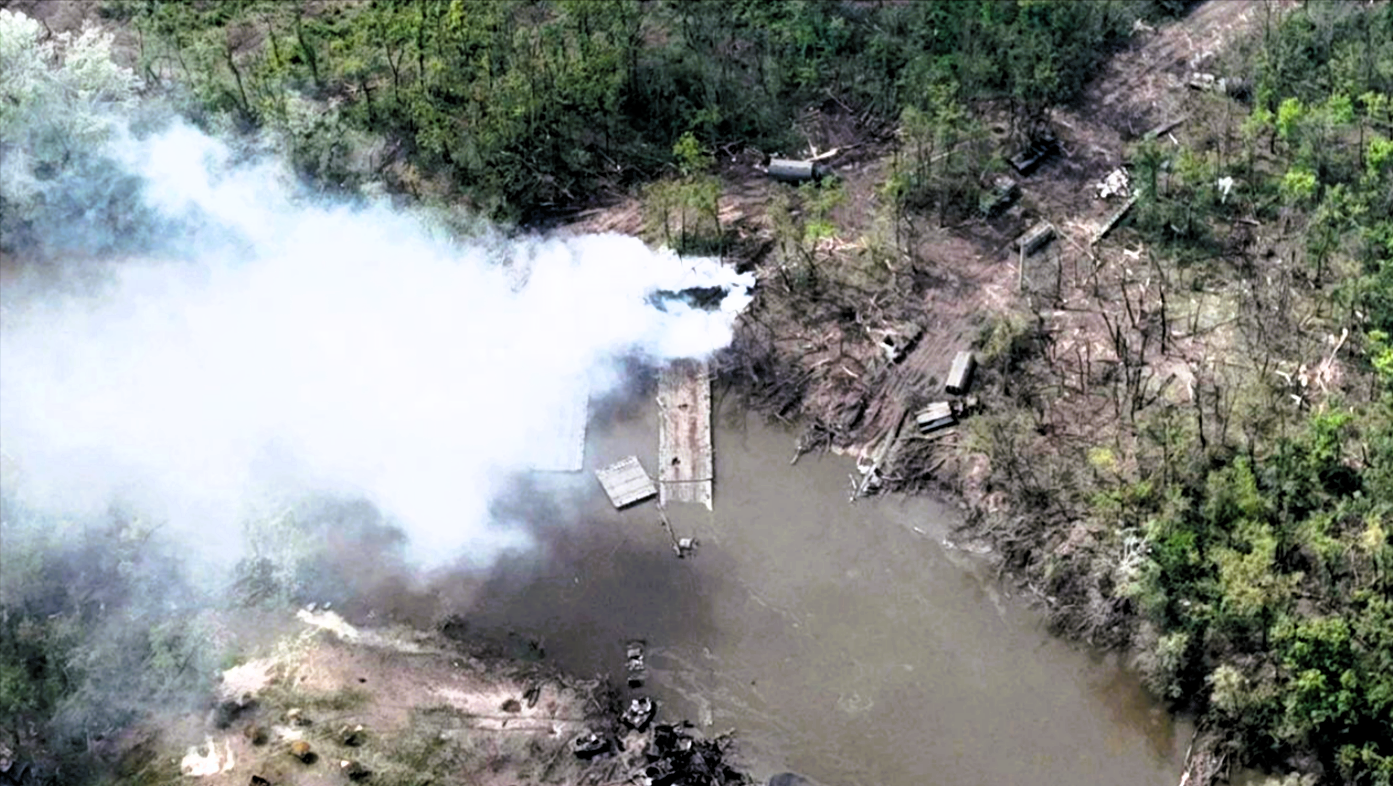 Ukrainische Soldaten überqueren den Fluss Dnjepr - Russische Armee kann Vormarsch nicht stoppen!