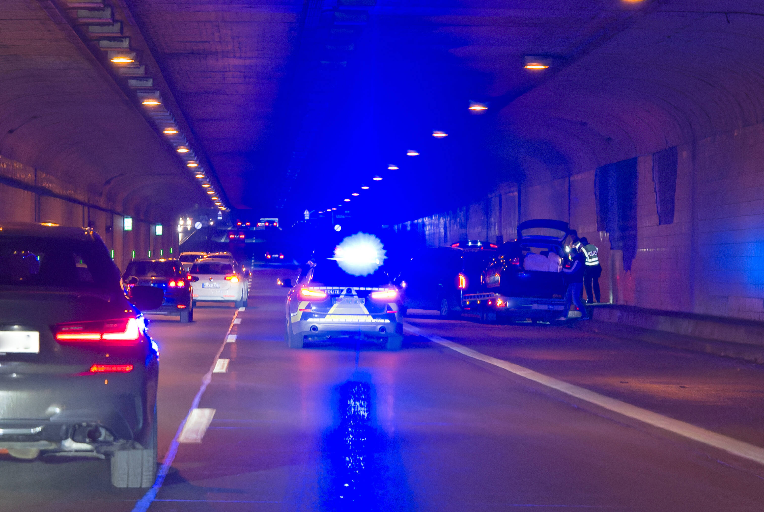 Messerangriff in deutscher Disco!- 1 Person getötet und mehrere Menschen verletzt