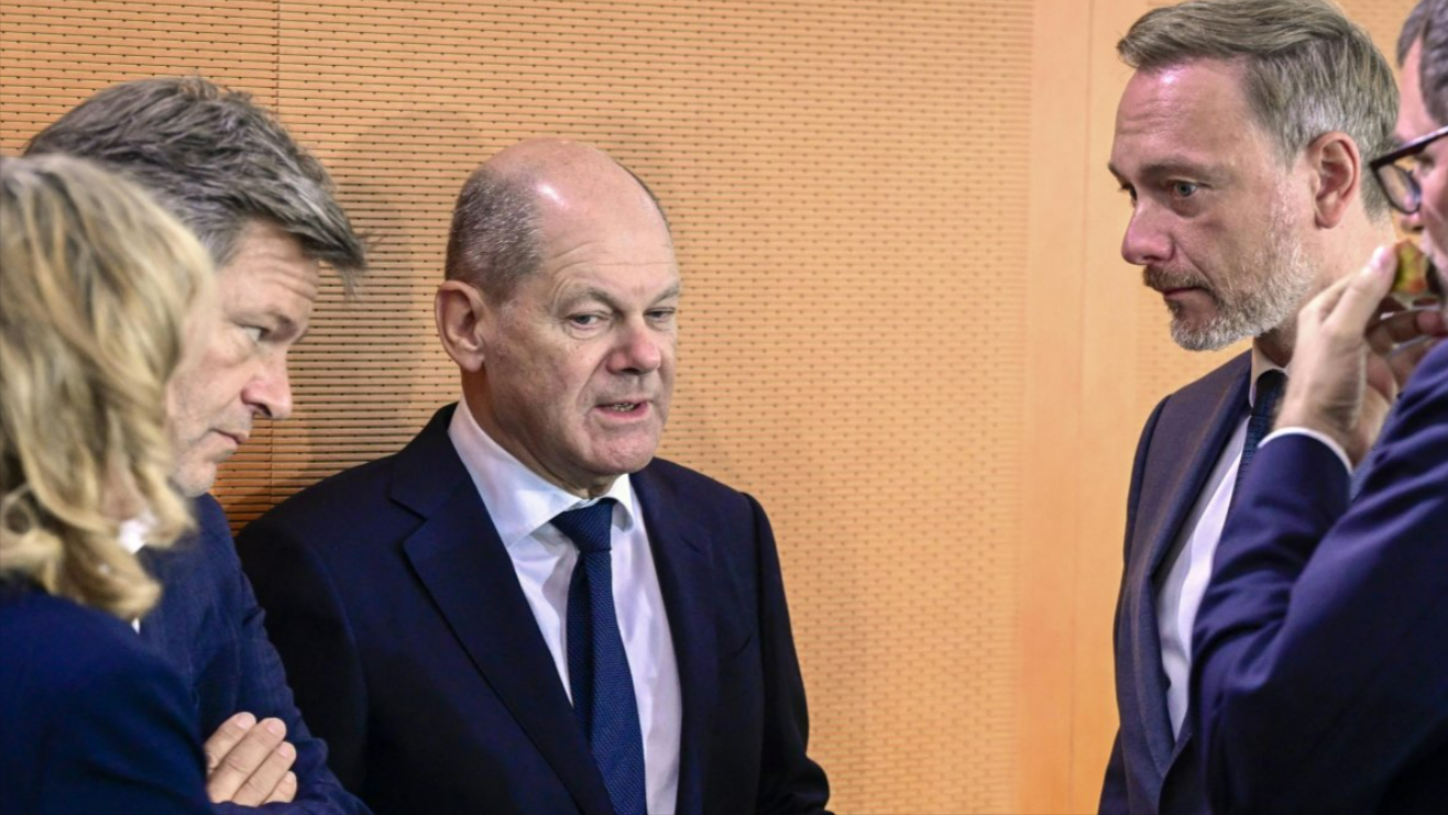 Schmeißt die FDP hin? Basis der FDP fordert Parteispitze zum Austritt aus der Ampelregierung auf!