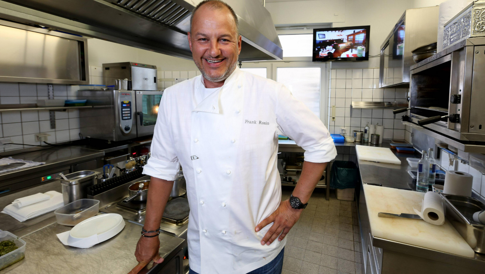 TV-Koch Frank Rosin - Notaufnahme nach schwerem Küchenunfall!