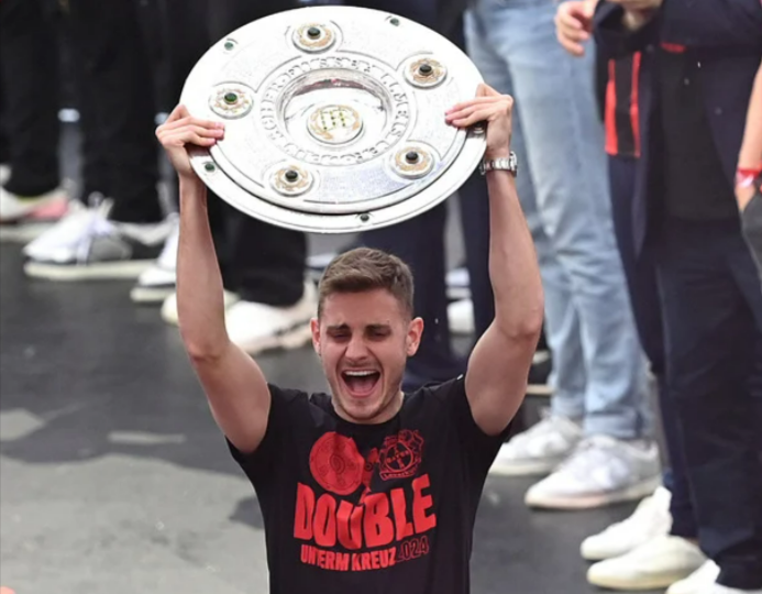 Leverkusen-Star zu Bayern? Die Entscheidung steht kurz bevor!